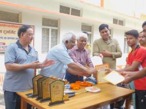 महाविद्यालय स्वर्ण जयंती साप्ताहिक समारोह के अंतर्गत त्रिद्विवसीय ब्रह्मलीन महंत दिग्विजयनाथ जी महाराज स्मृति बैडमिण्टन प्रतियोगिता का समापन - 29-08-2019